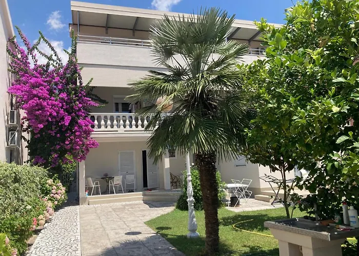 Apartments Batalo